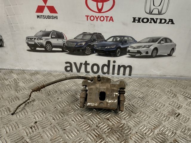 MITSUBISHI MR955065 Суппорт задний левый в наличии Украина