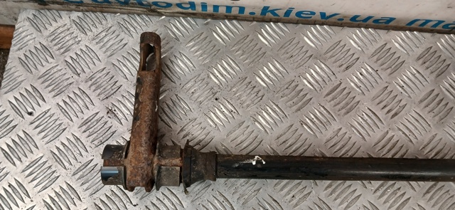 Торсион передний, левый MR961912 MITSUBISHI