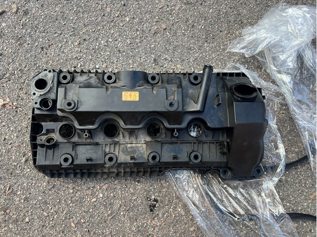 11127563474 Крышка клапанная правая купить Житомир