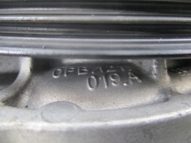 0PB121005C PORSCHE Помпа купить в Харьков