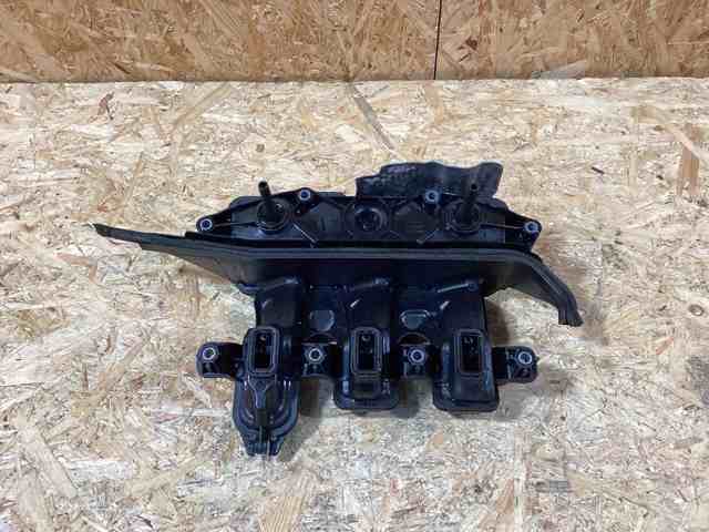 Коллектор впускной 118305906R NISSAN