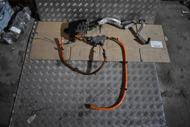12E963231B PORSCHE Теплообменник батарейного модуля купить в Хмельницкий