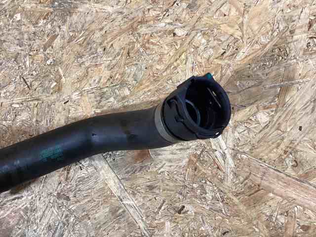 BMW 17127535529 Патрубок радиатора в наличии Черкассы