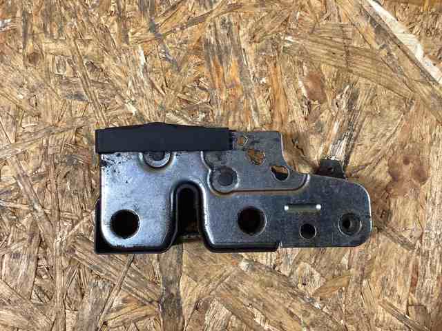 PORSCHE 1K1823509E Замок капота в наличии Запорожье