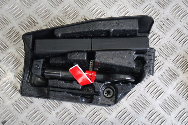 4L0012619A PORSCHE Герметик для шин купить в Ужгород