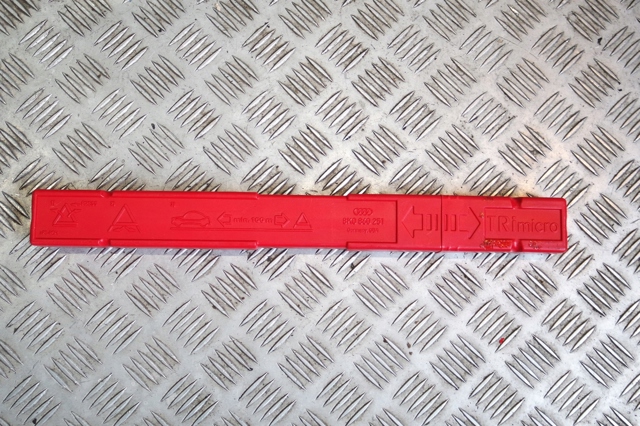 4L0012619A PORSCHE Герметик для шин купить в Черкассы