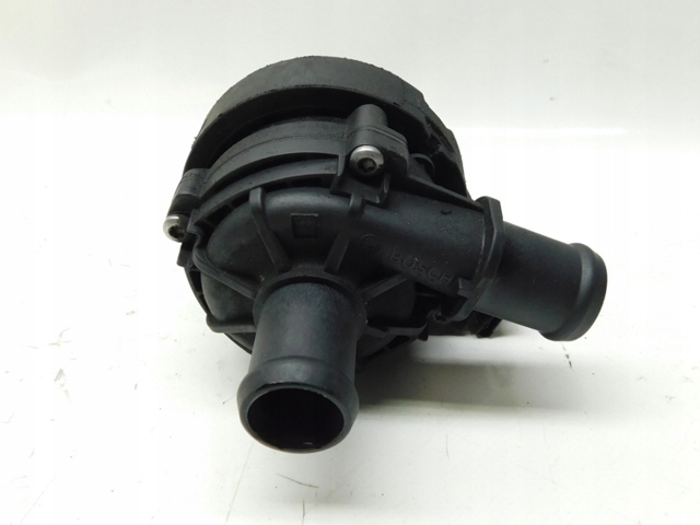 PORSCHE 5Q0965567J Помпа водяная (насос) охлаждения, дополнительный электрический в наличии Черкассы