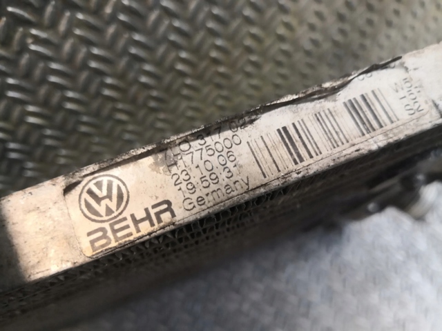 PORSCHE 7L0317021 Радиатор охлаждения АКПП в наличии Житомир