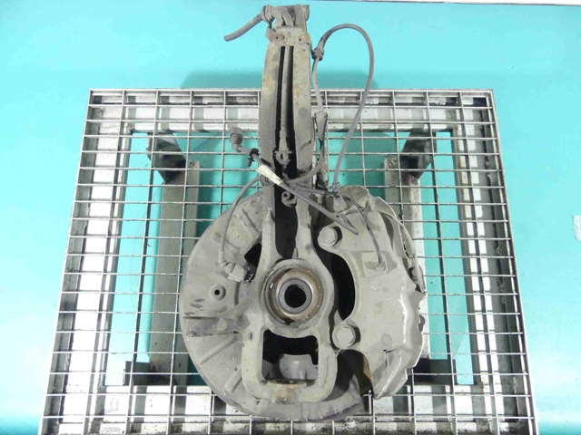 7L0407257A PORSCHE Цапфа передняя левая купить в Ирпень