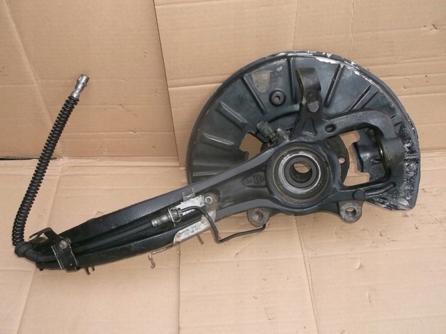 PORSCHE 7L0407258A Цапфа (поворотный кулак) передний правый в наличии Запорожье
