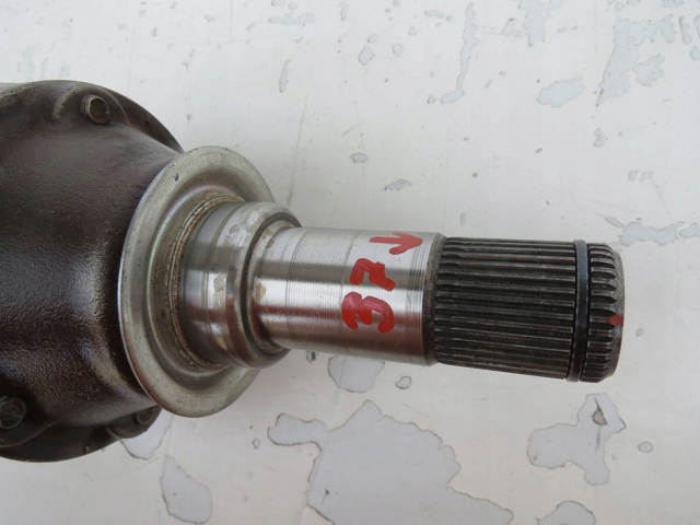 Полуось (привод) передняя 7L0407271E PORSCHE
