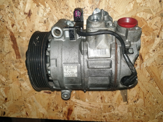 Компрессор кондиционера 7L5820803 PORSCHE