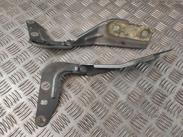 7L5823301 PORSCHE купить в Украина