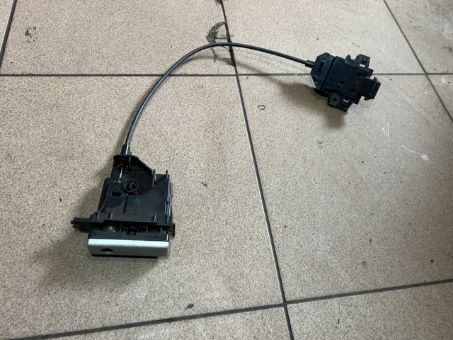 7L5857147 PORSCHE купить в Киев