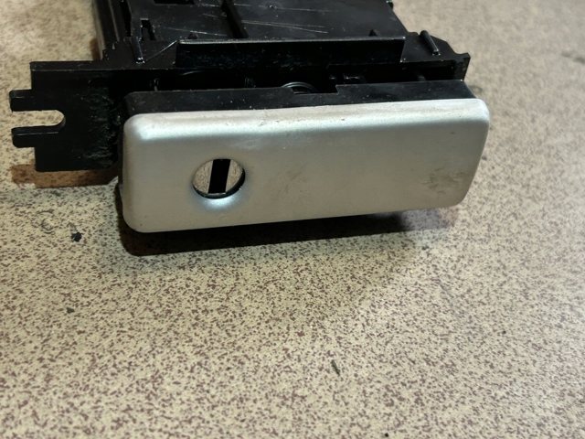 7L5857147B PORSCHE купить в Львов