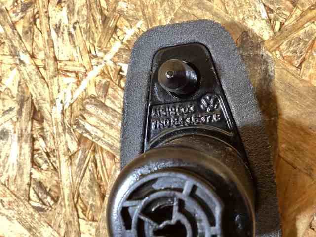 7N0843637B PORSCHE купить в Чернигов
