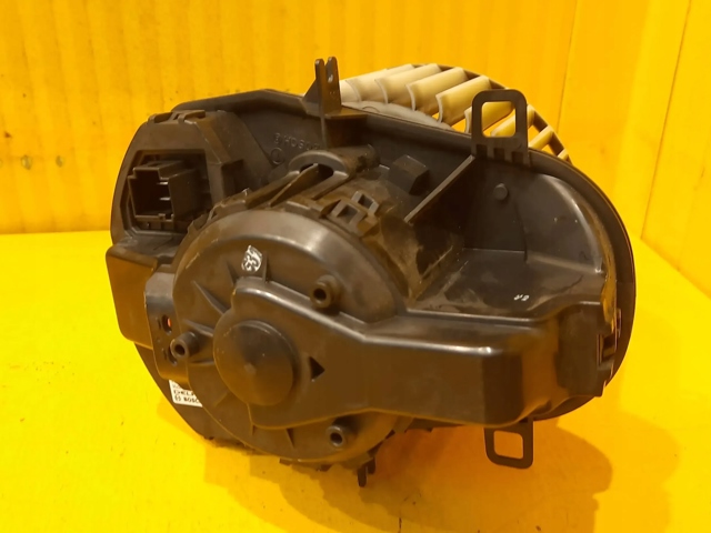 PORSCHE 7P0820021B Вентилятор печки в наличии Полтава
