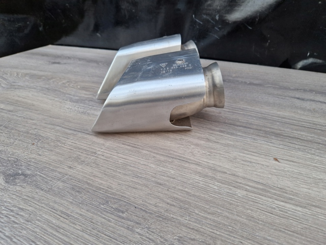 7P5253682 PORSCHE Насадка на глушитель купить в Чернигов