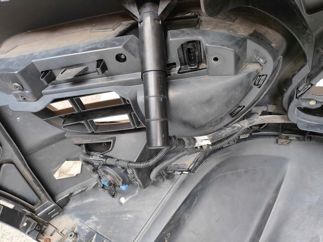 7P5807221 PORSCHE купить в Сумы