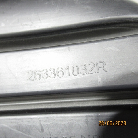 PORSCHE 7P5807772A в наличии Львов