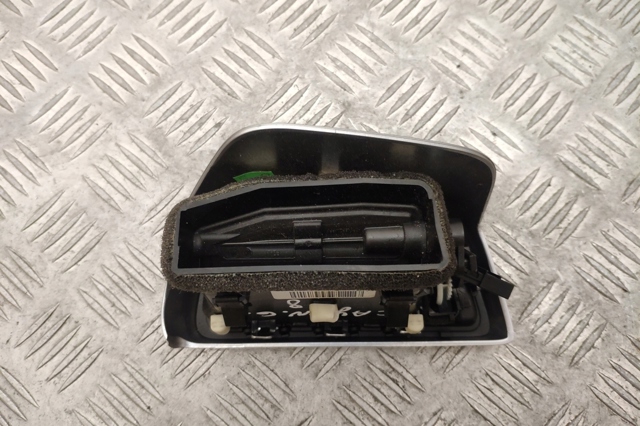 PORSCHE 7P5819203 в наличии Ужгород