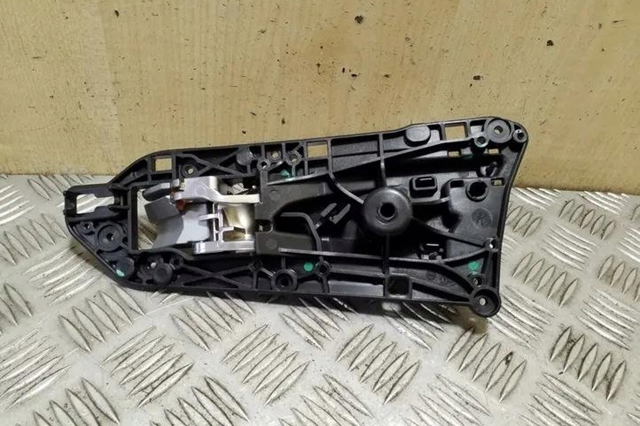 PORSCHE 7P5837020F в наличии Львов
