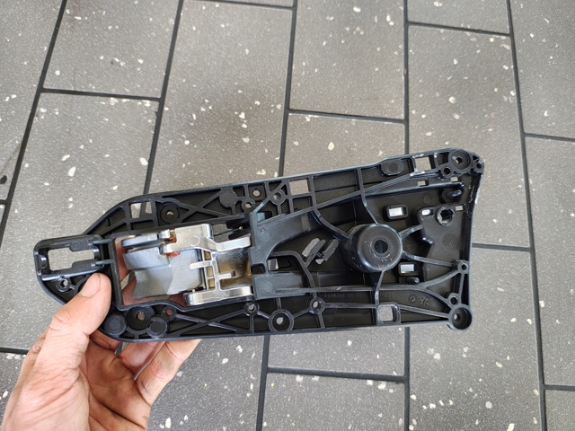 7P5837020F PORSCHE купить в Чернигов