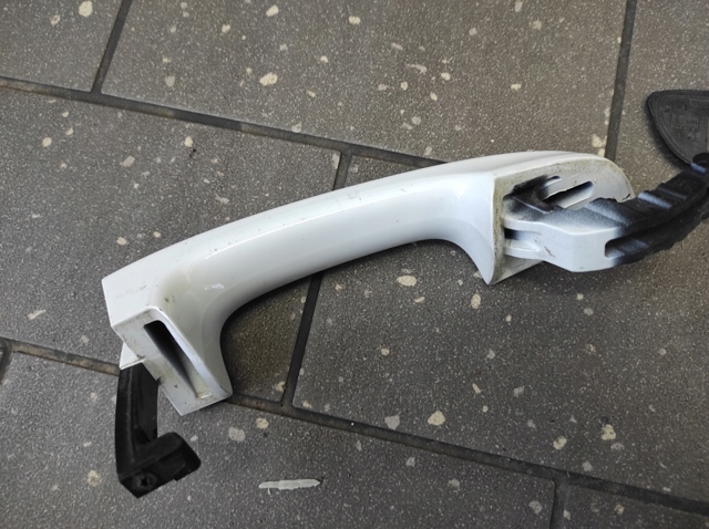 7P5839168 PORSCHE купить в Ужгород