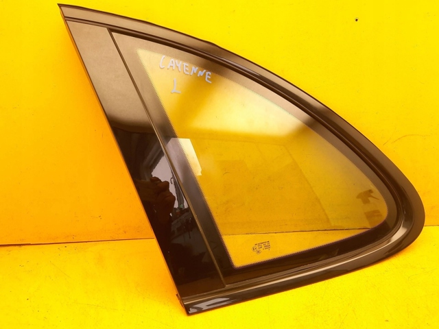 7P5845297 PORSCHE купить в Кривой Рог