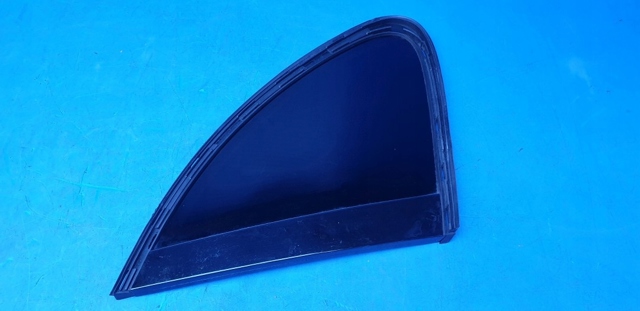 7P5845297 PORSCHE купить в Черновцы