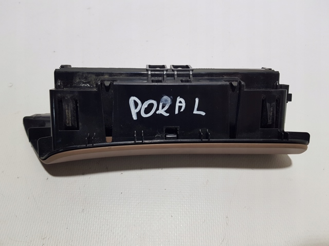 7P5857951 PORSCHE купить в Одесса