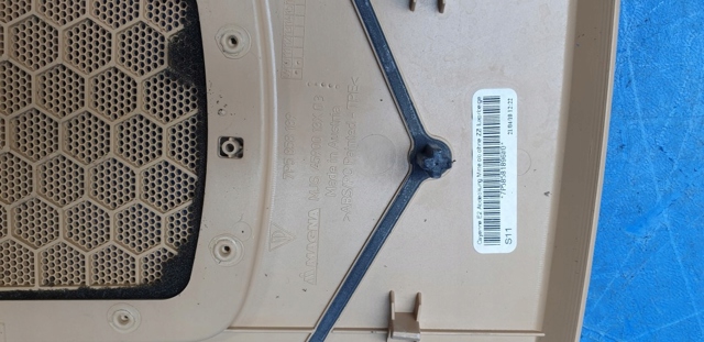 7P5858189 PORSCHE купить в Ирпень
