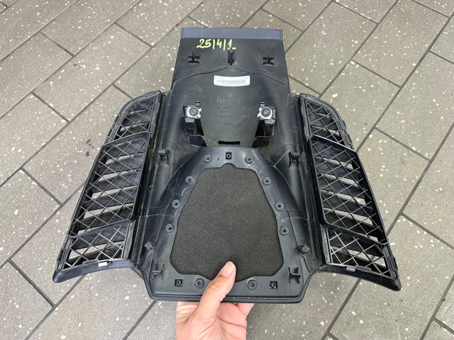 7P5858189A PORSCHE купить в Сумы