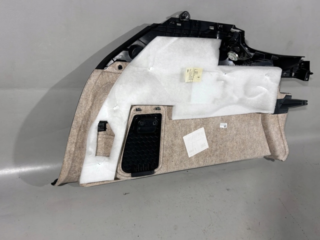 7P5867462 PORSCHE купить в Чернигов