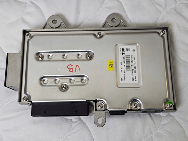 PORSCHE 7PP035223AB в наличии Львов