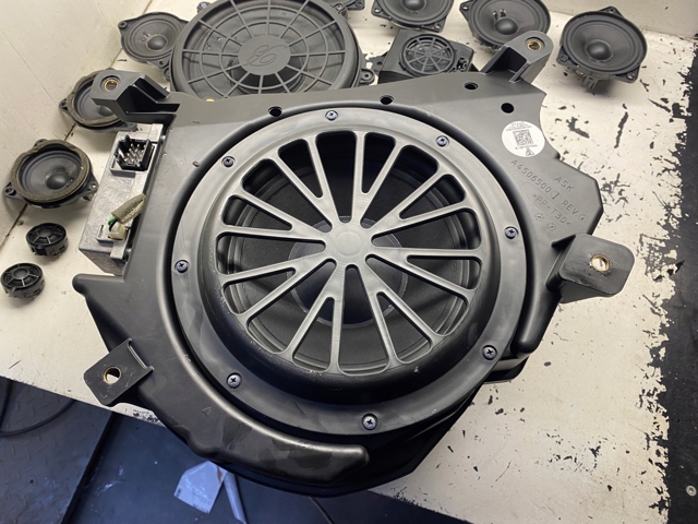 PORSCHE 7PP035223Q в наличии Украина