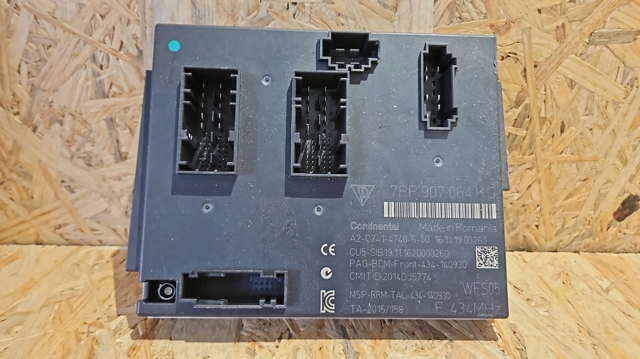 7PP907064KG PORSCHE купить в Ровно