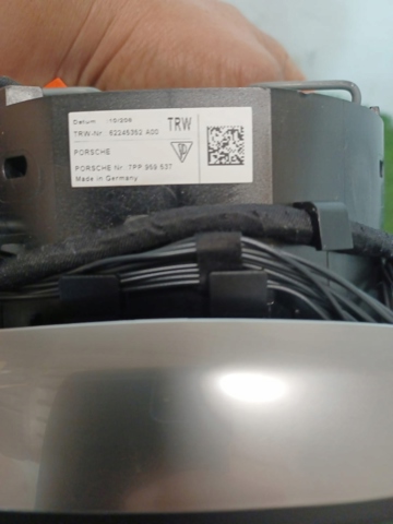 7PP959537 PORSCHE купить в Чернигов