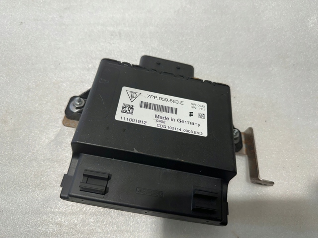 7PP959663E PORSCHE Стабилизатор напряжения купить в Николаев