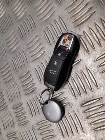 PORSCHE 7PP959753BQ в наличии Павлоград