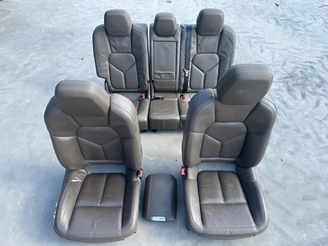 7PP959760E PORSCHE купить в Черкассы