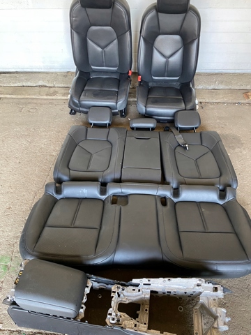 PORSCHE 7PP959760F в наличии Житомир