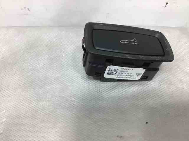 PORSCHE 7PP959832HIVI в наличии Житомир