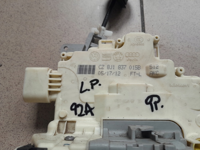 PORSCHE 8J1837015B Замок двери передней левой в наличии Полтава