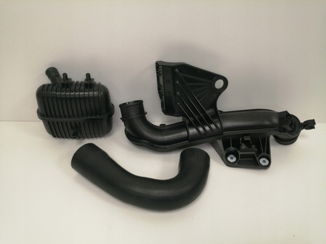 8K0145673AJ PORSCHE Патрубок интеркулера купить в Харьков