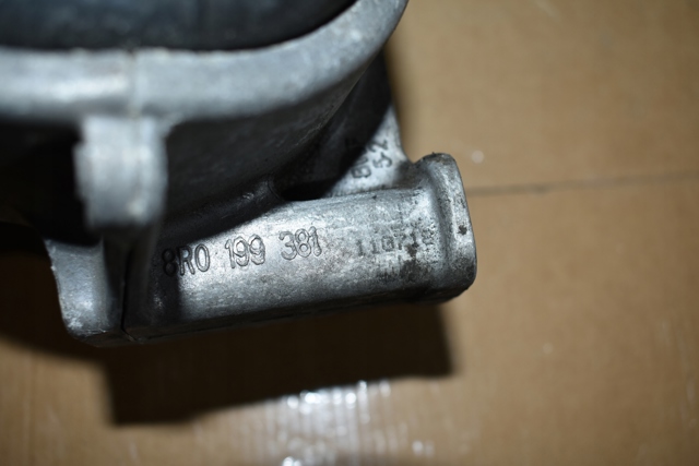 8R0199381C PORSCHE Левая подушка двигателя купить в Черкассы