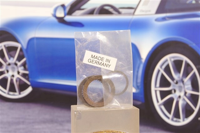 94433190300 PORSCHE Пыльники ШРУСов задней полуоси, комплект купить в Кривой Рог