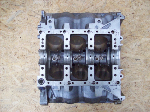 PORSCHE 9461011114R в наличии Николаев