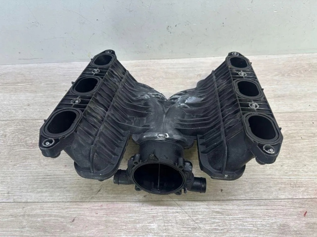 94611001664 PORSCHE Коллектор впускной купить в Черкассы