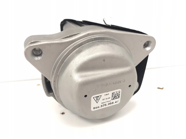 94637505841 PORSCHE Правая подушка двигателя купить в Ровно